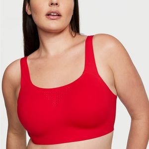 Victorias Secret Featherweight Max Sports Bra